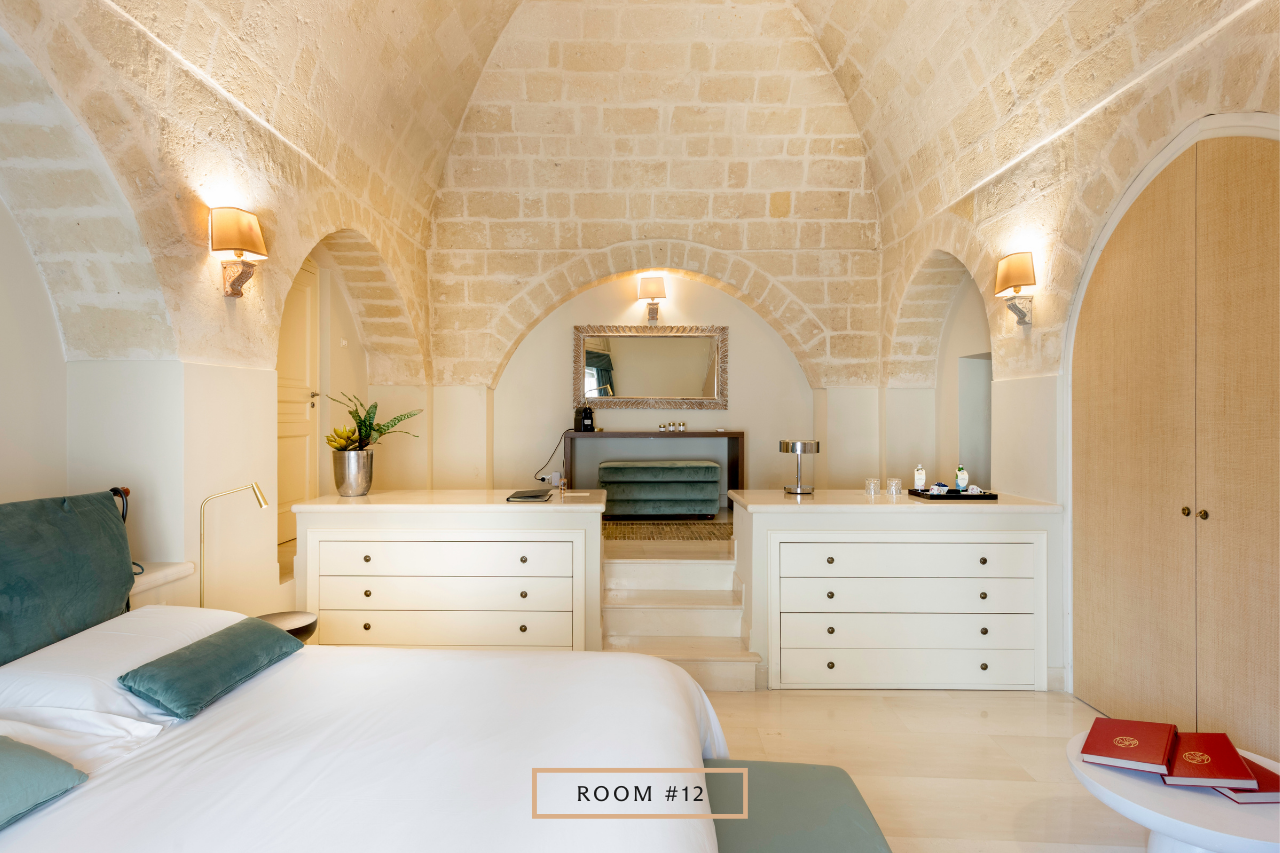 Palazzo with Patio - ROOM #12