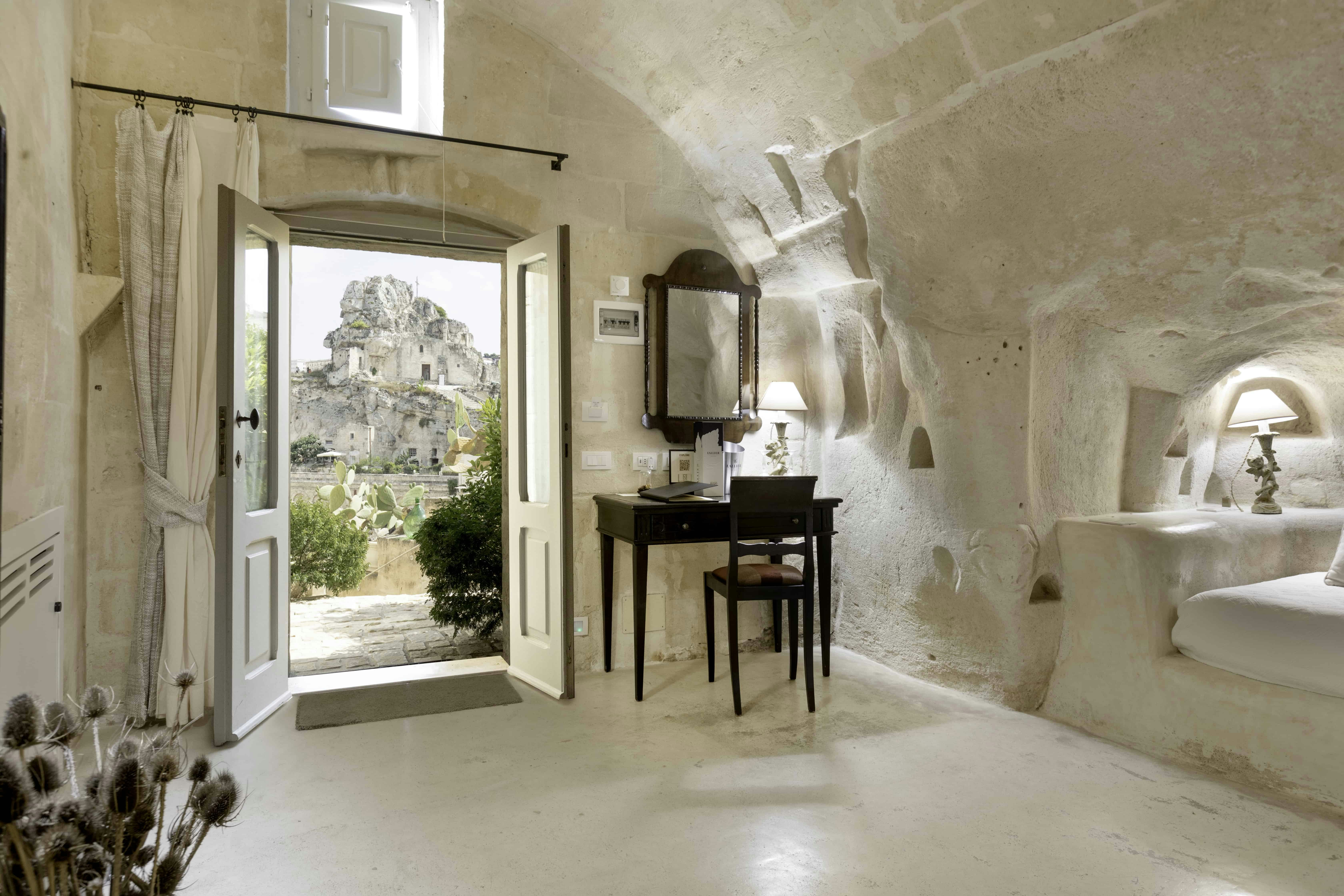 Panoramic Cave - View