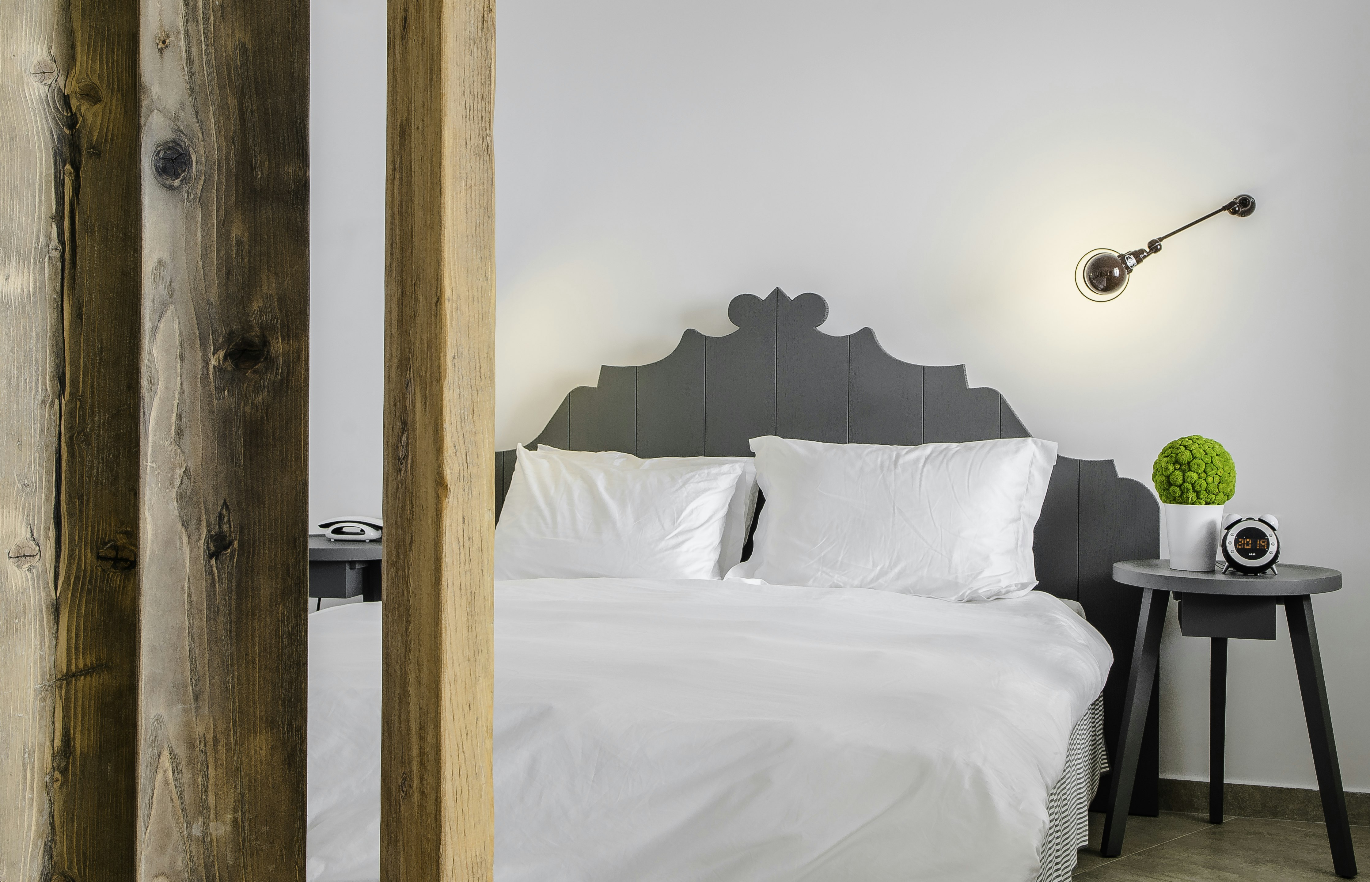 Honeymoon Suite - Bedroom