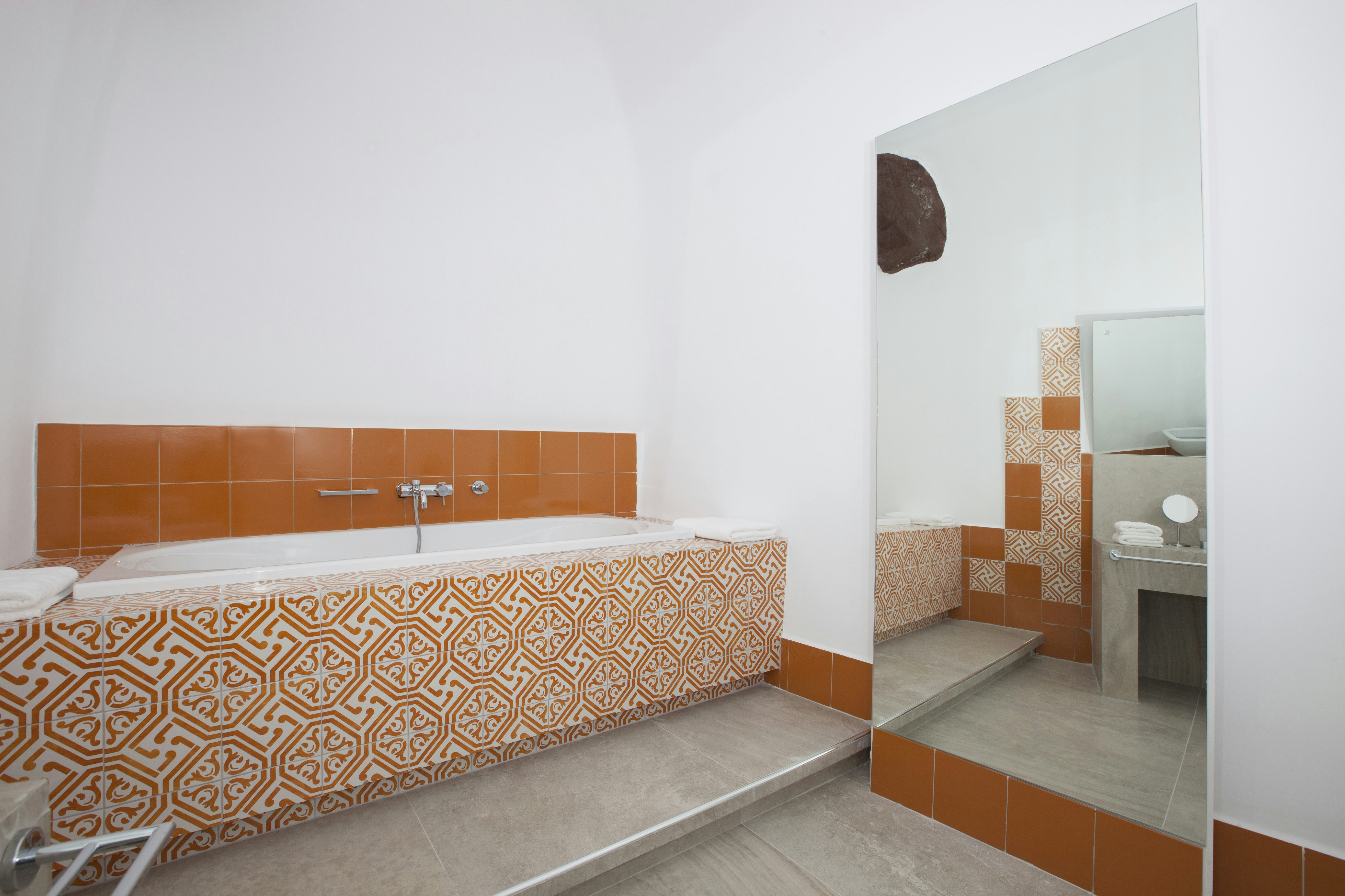 Premium Suite - Bathroom