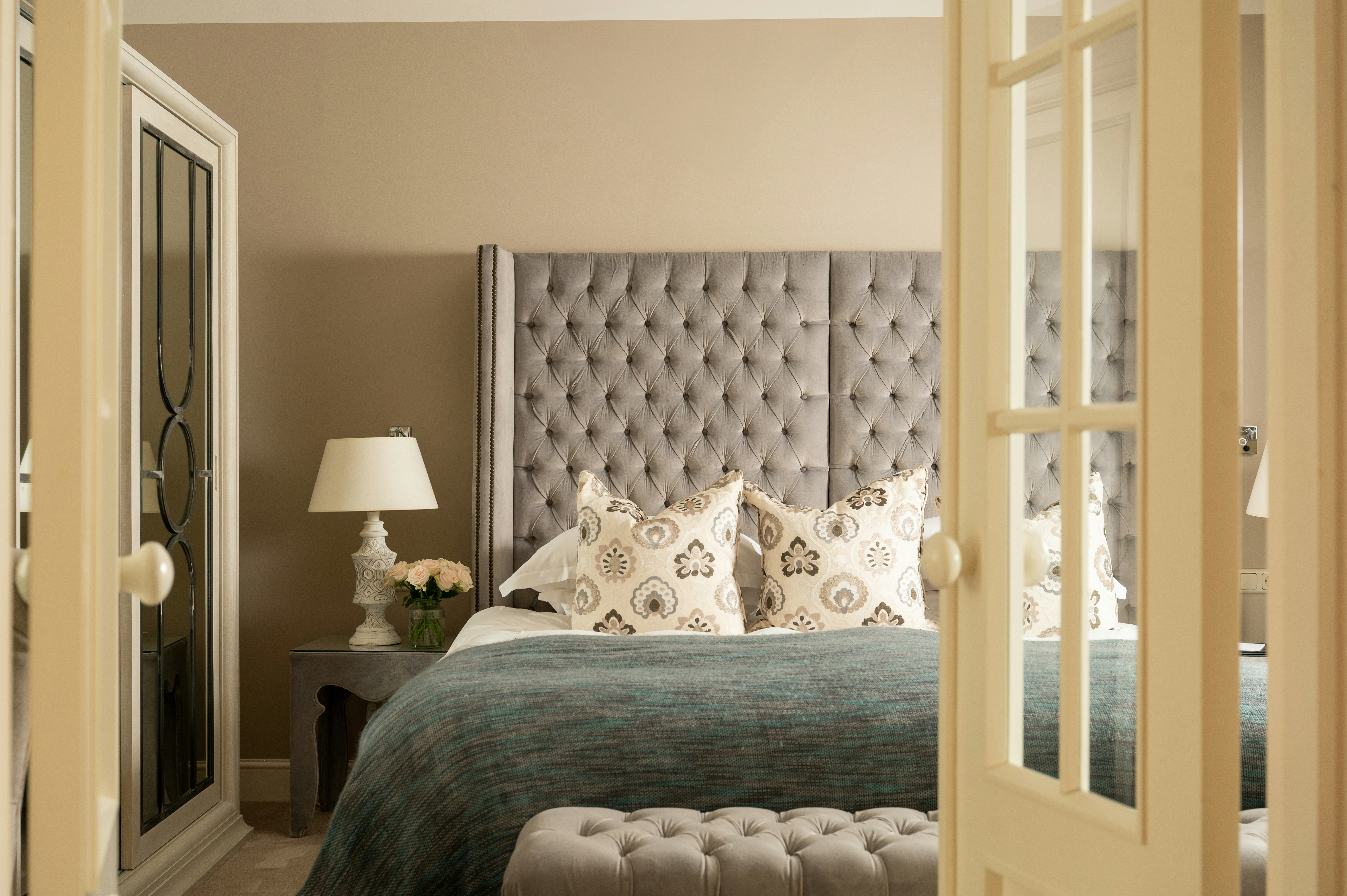 One Bedroom Suite Bedroom Schlossle Hotel