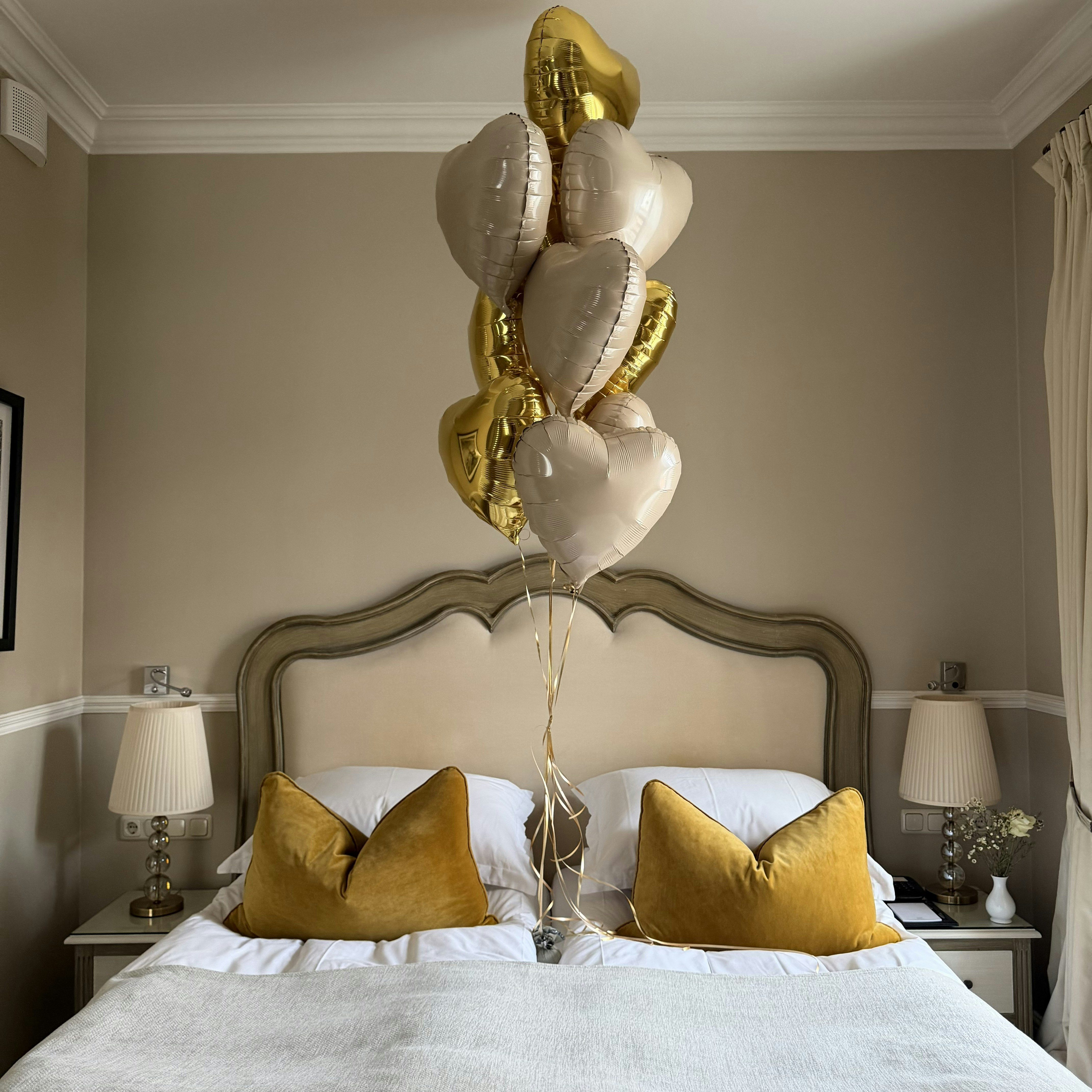 Heart shaped Ballon service