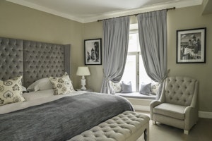 One-Bedroom Suite King/Twin - Bedroom