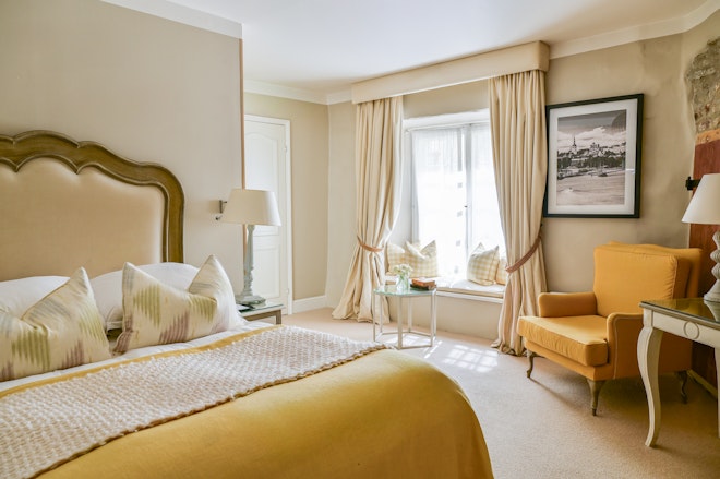 Deluxe King/Twin - Bedroom