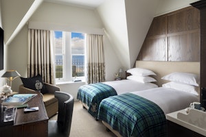 Deluxe Twin Room Sea View - Bedroom