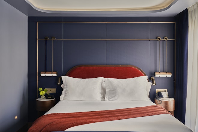 Deluxe Bedroom