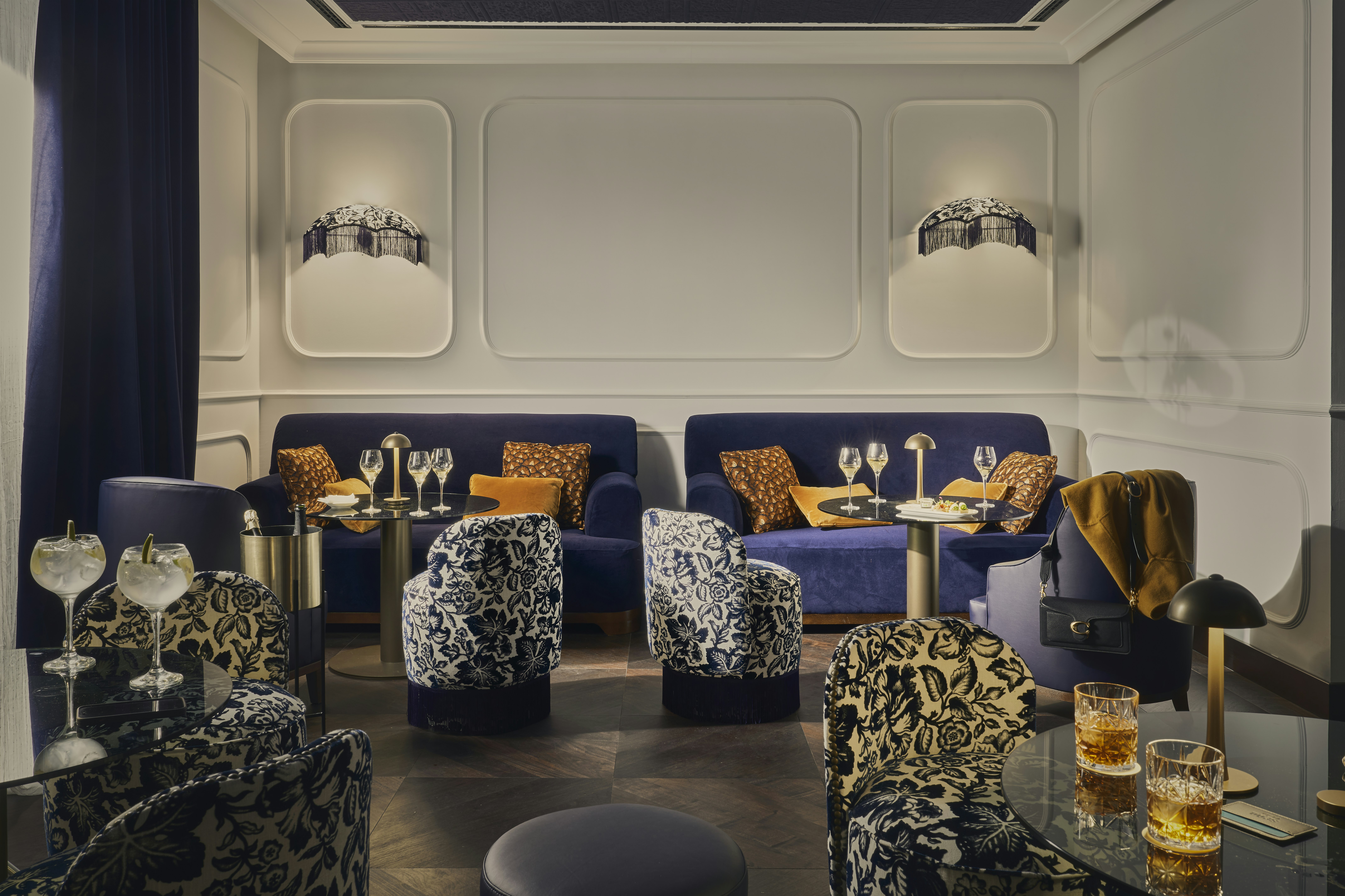 Speak Easy Room Cocktails