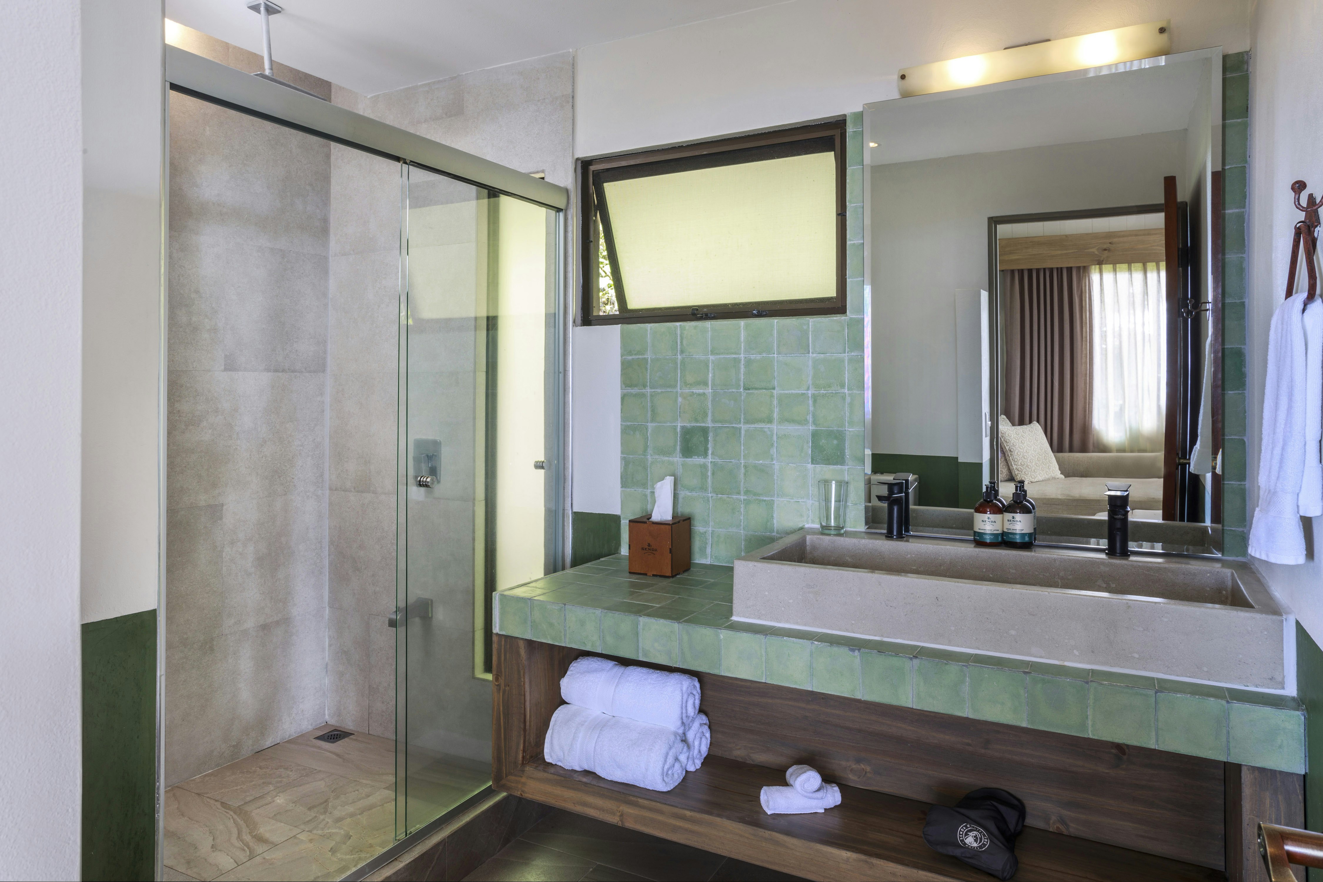 Premium Suite - Bathroom