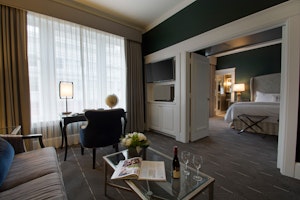 Parlor Suite King - Living Area