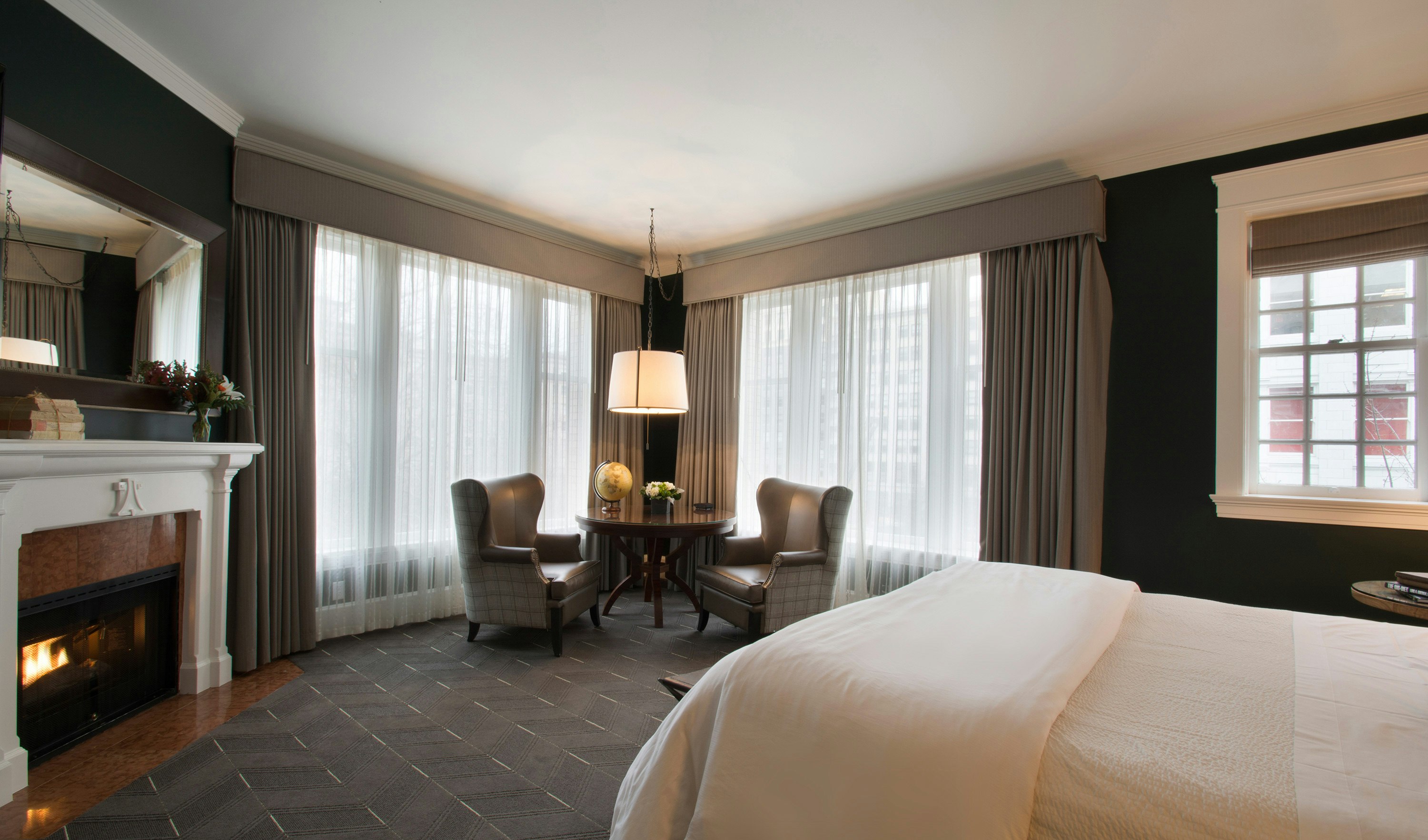 Premier King - Bedroom