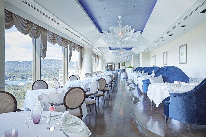 French Restaurant La Mer
