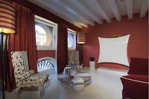 Superior - Living Area