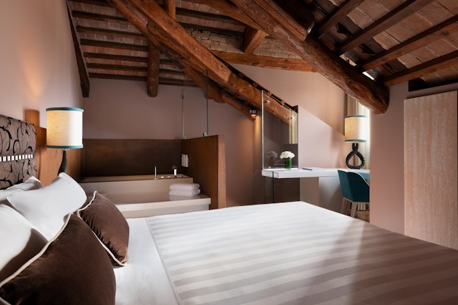 Two Floor Junior Suite - Bedroom