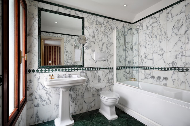Classic - Bathroom