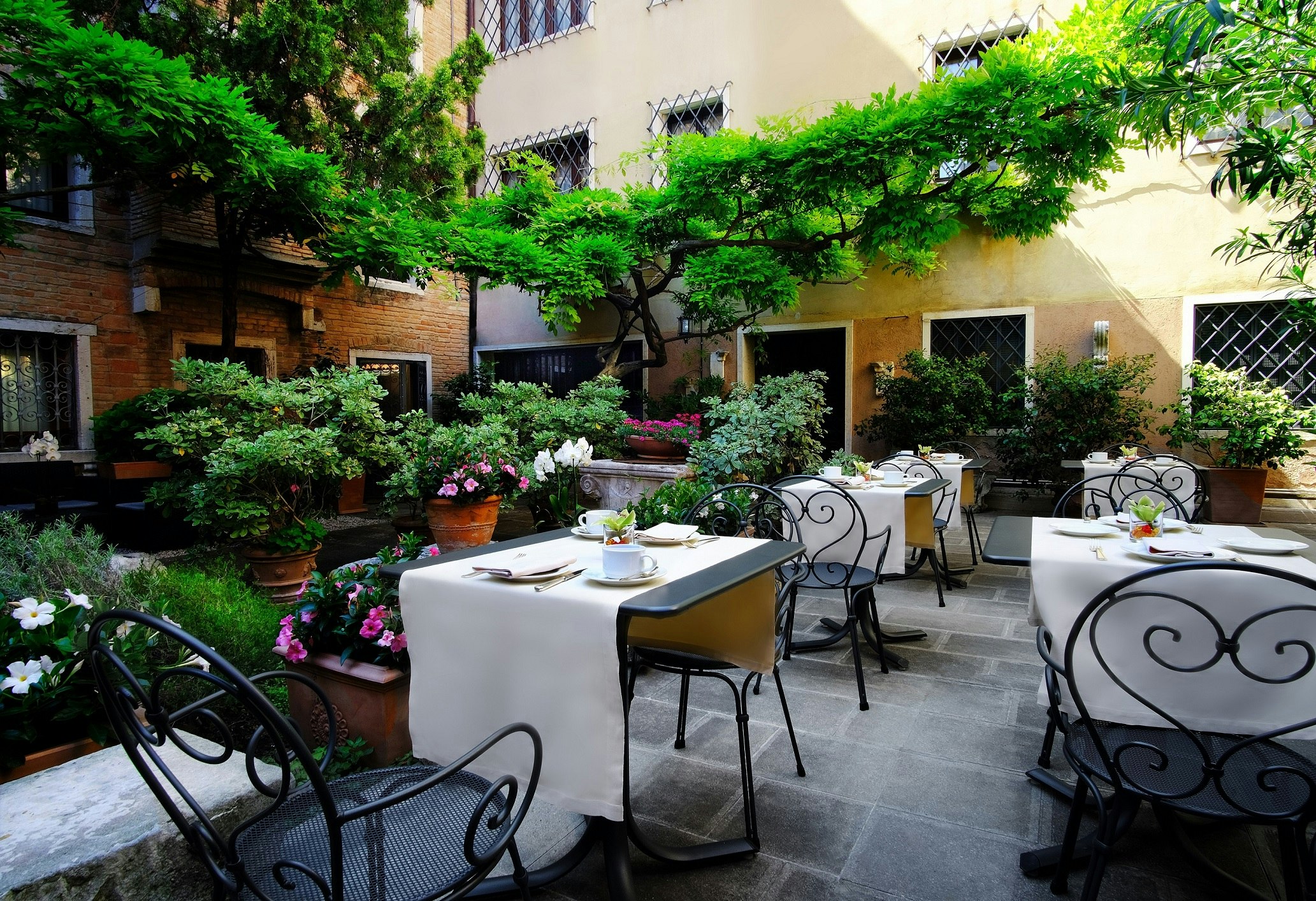 Sina Palazzosantangelo Garden