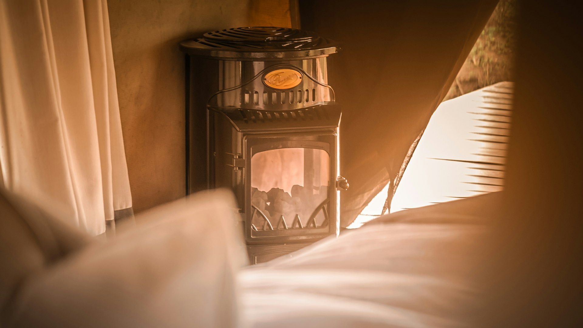 Standard Tent - Fireplace