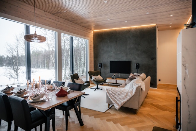 Lakeside Villa - Living Area
