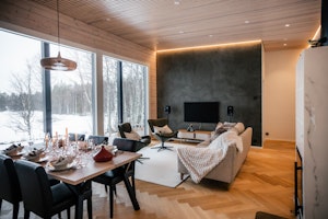 Lakeside Villa - Living Area