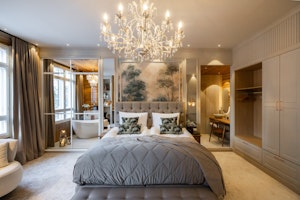 Grand Suite - Bedroom