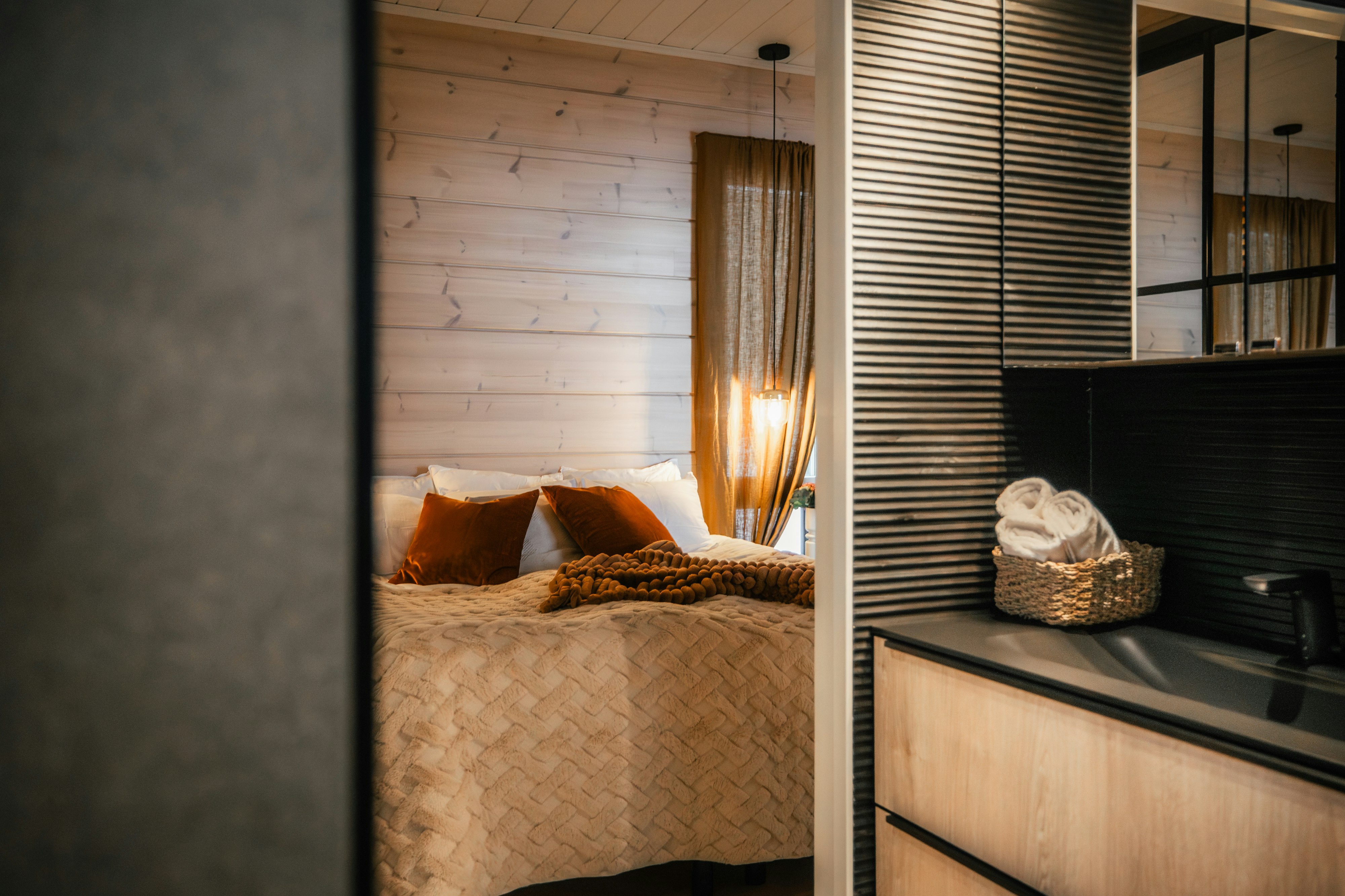 Lakeside Villa - Bathroom