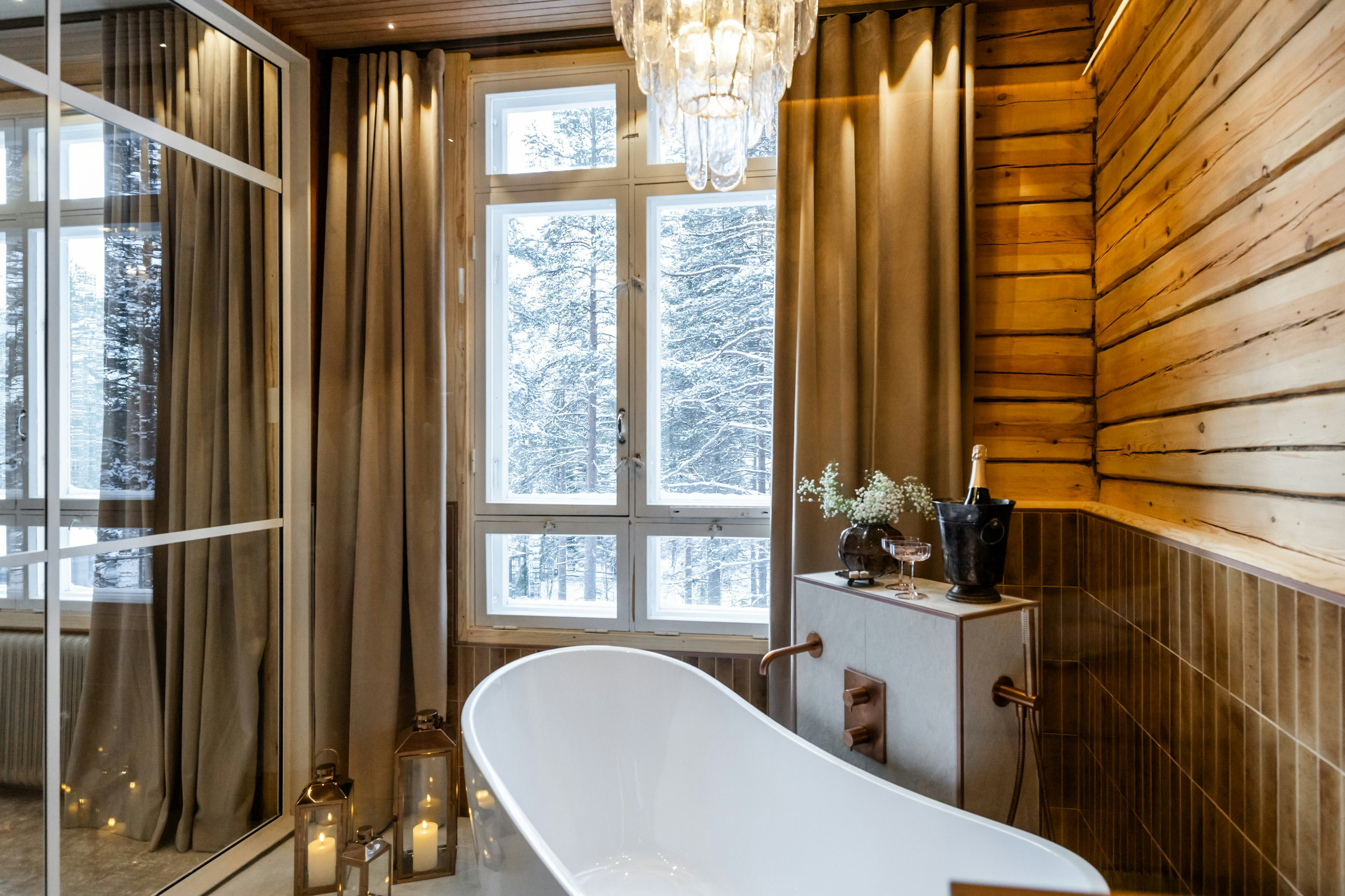 Grand Suite - Bathtub