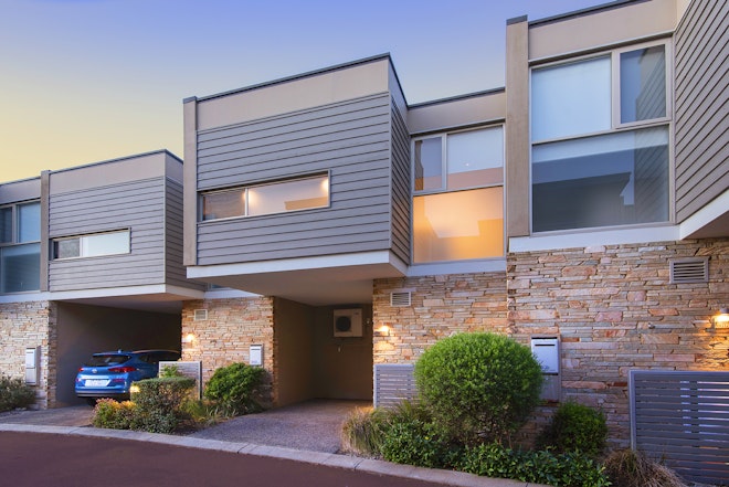 Bedroom Apartment Private Parking