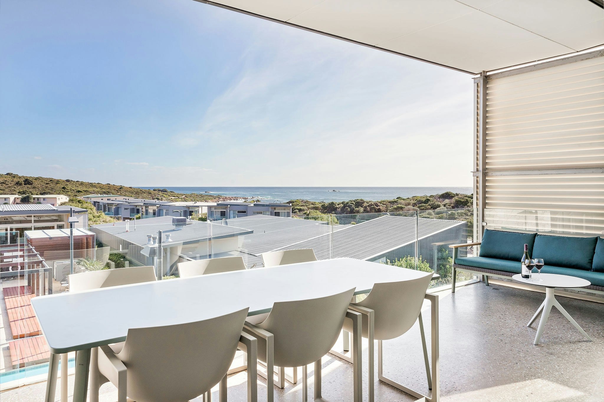 2 Bedroom Ocean View Villa - Balcony