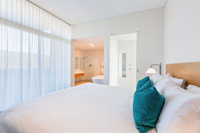 3 Bedroom Ocean View Villa - Master Bedroom