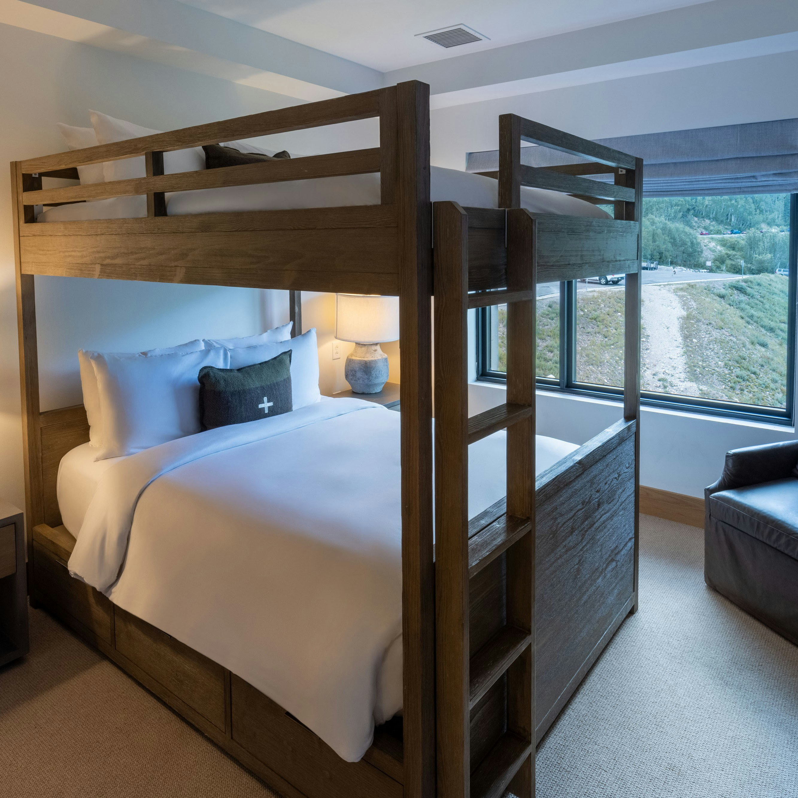 Lift View Bunk Room - Bedroom
