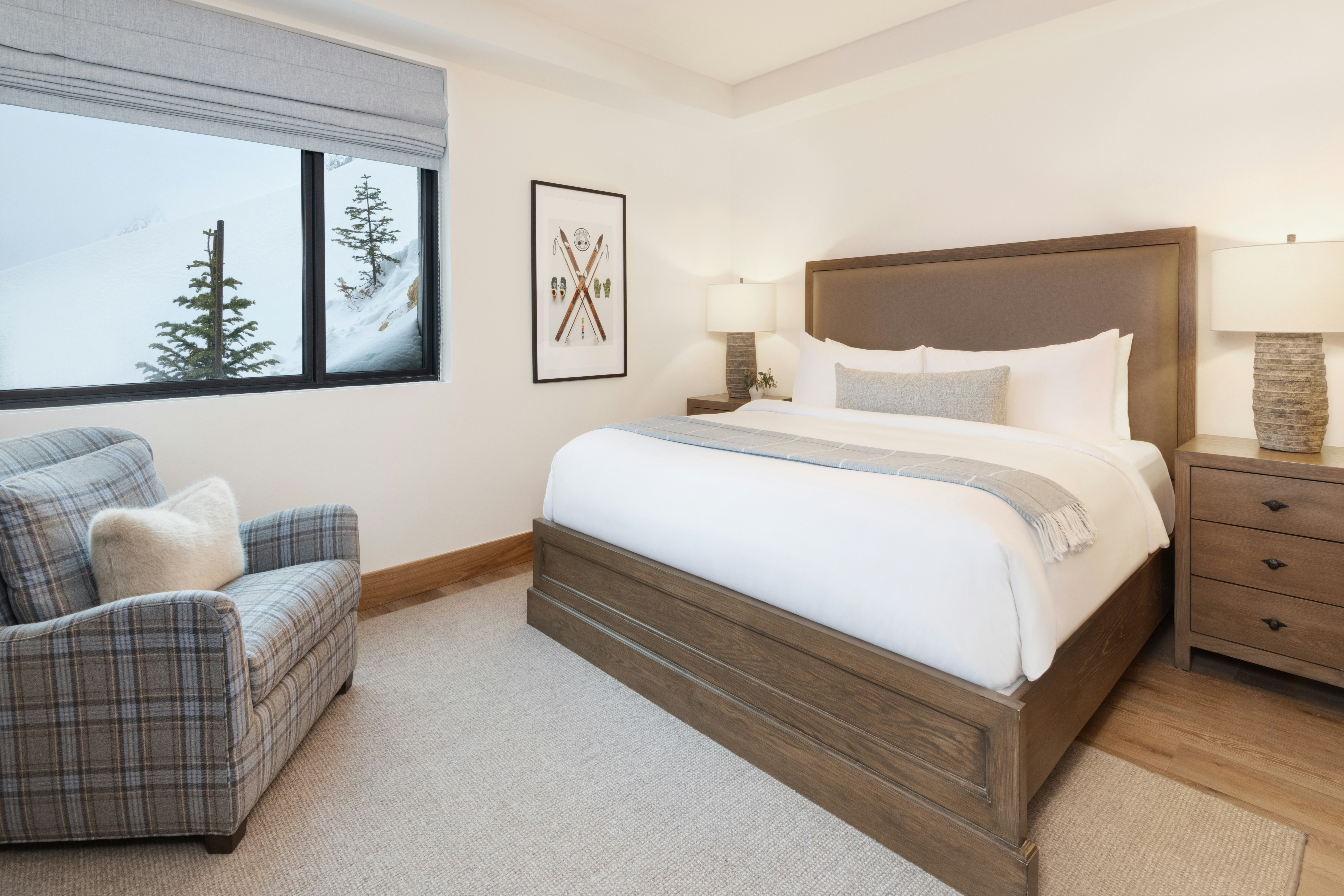 Snowpine Suite - Bedroom