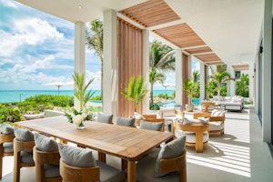 Ocean Estate Banks - Outdoor Dining & Living Area