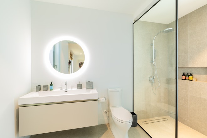 Lagoon Villa - Bathroom