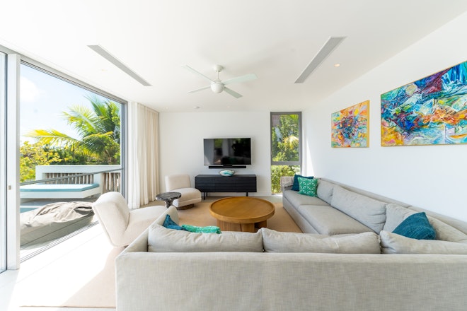 SB LV16 Living Area