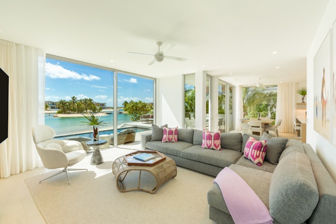 Lagoon Villa - Living Area