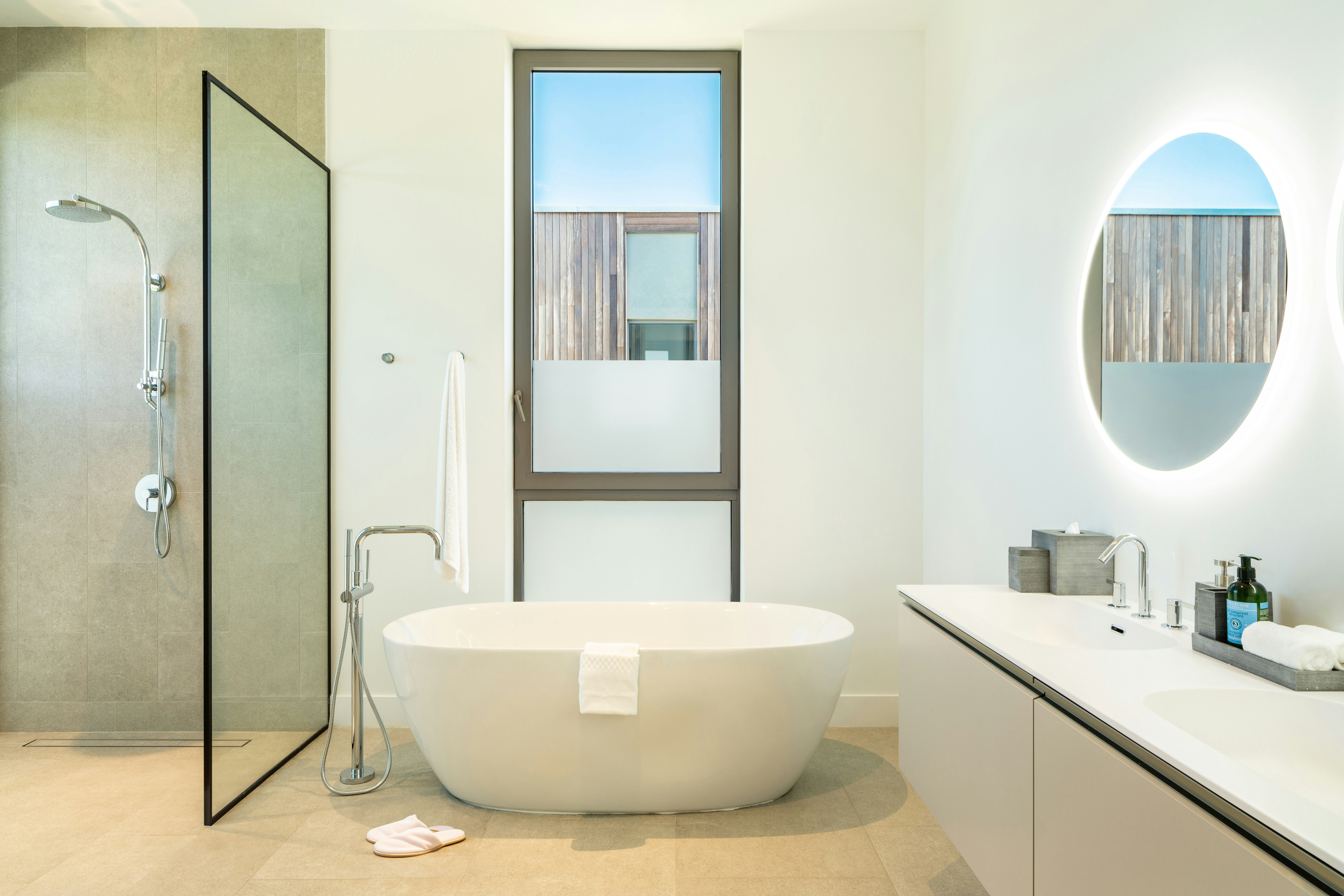 Lagoon Villa - Bathroom