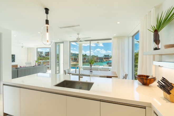 Lagoon Villa - Kitchen