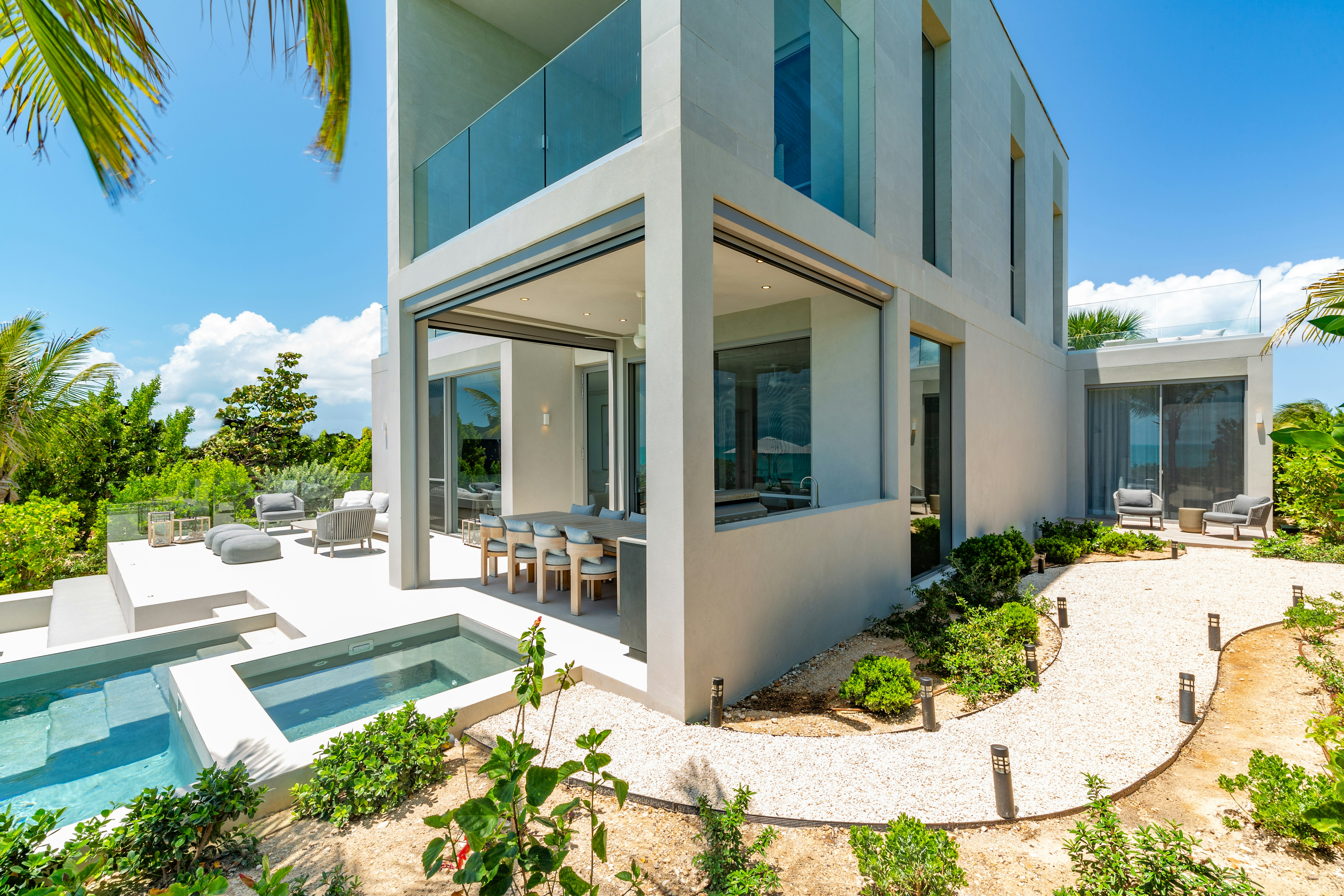 Ocean Estate Reef - Exterior