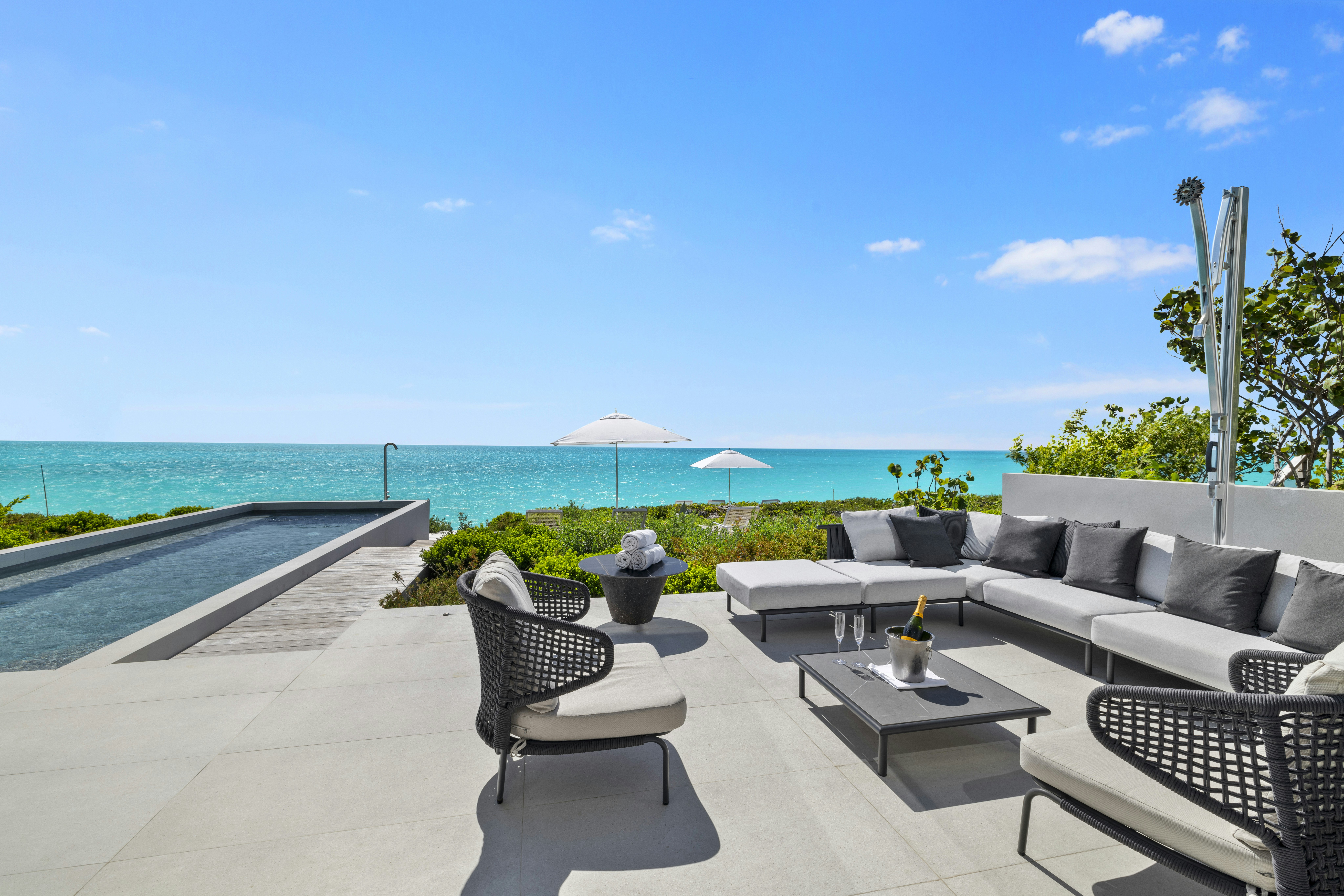Ocean Estate Reef - Terrace & Pool