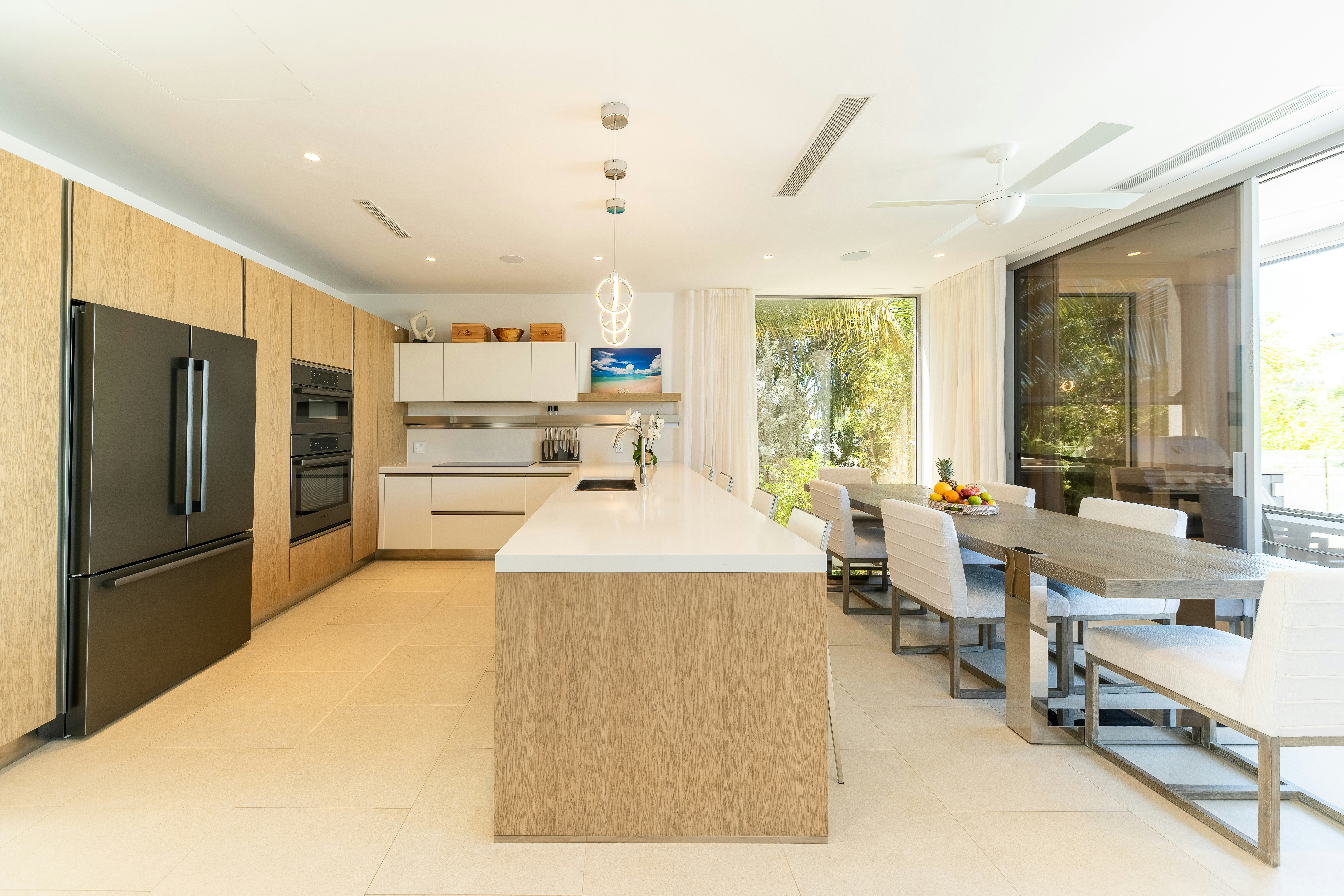 SB LV04 Kitchen And Dining Area