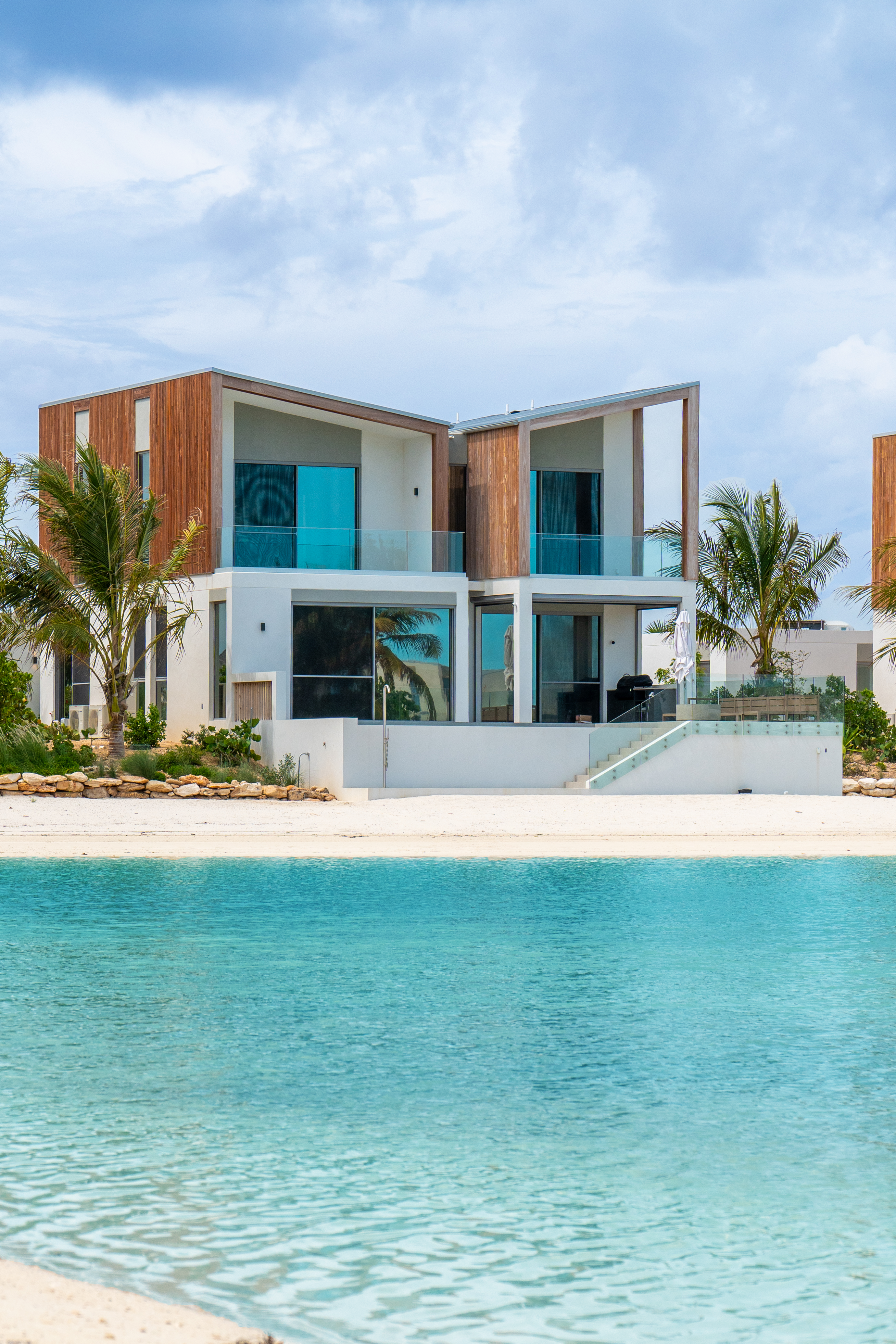 Lagoon Villa - Exterior