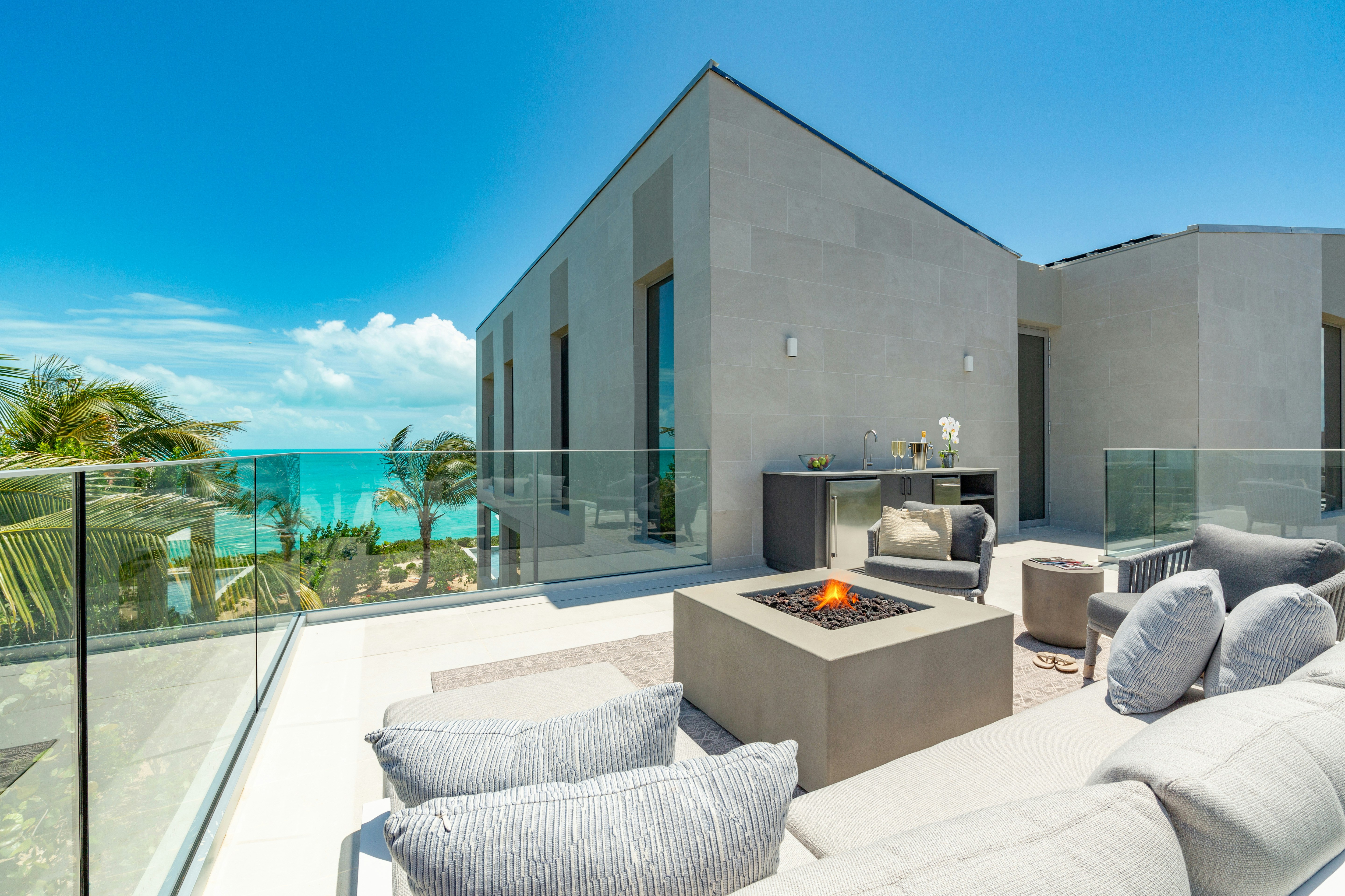 Ocean Estate Reef - Outdoor Fireplace