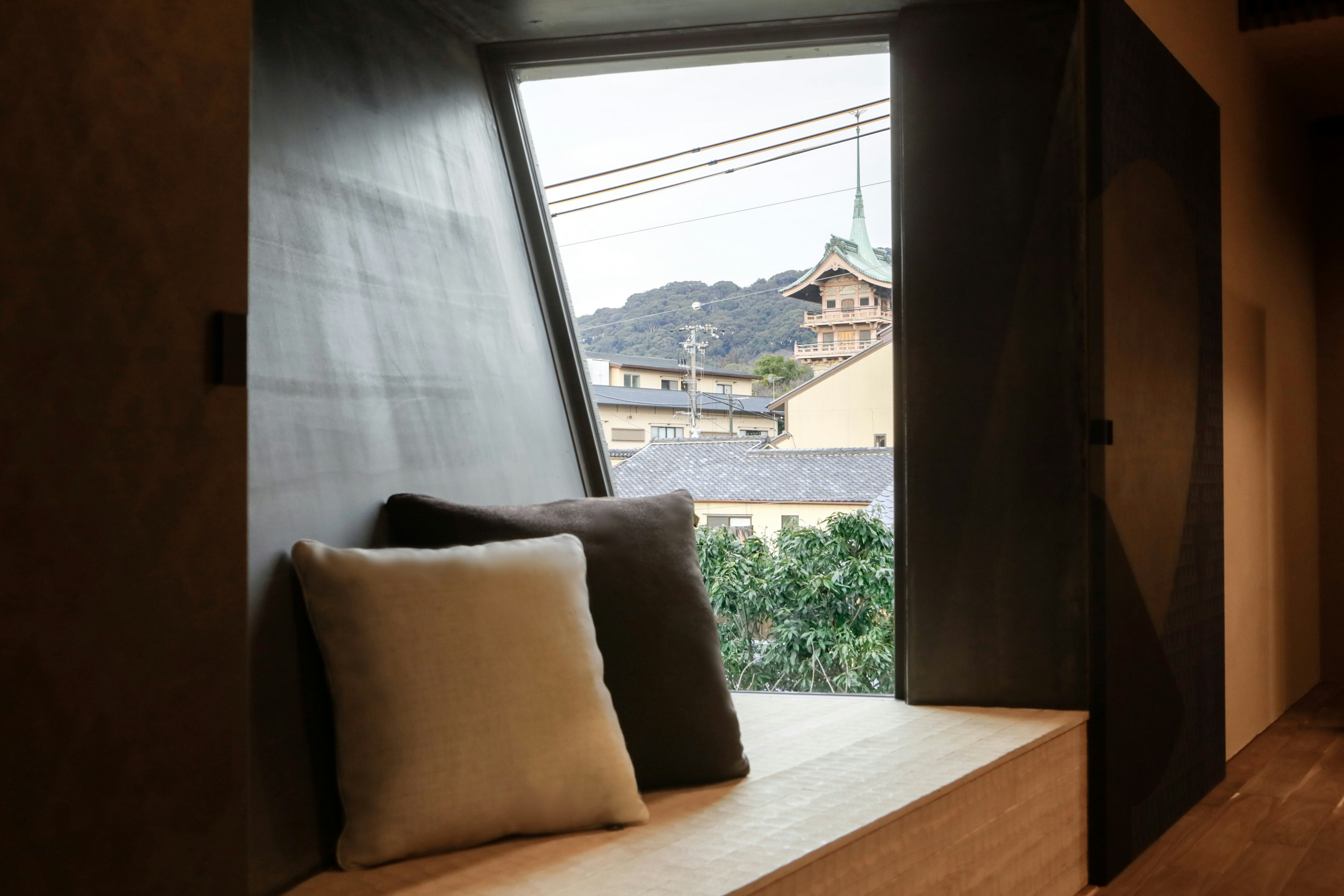 Deluxe Courtyard and Mountain View Annexe