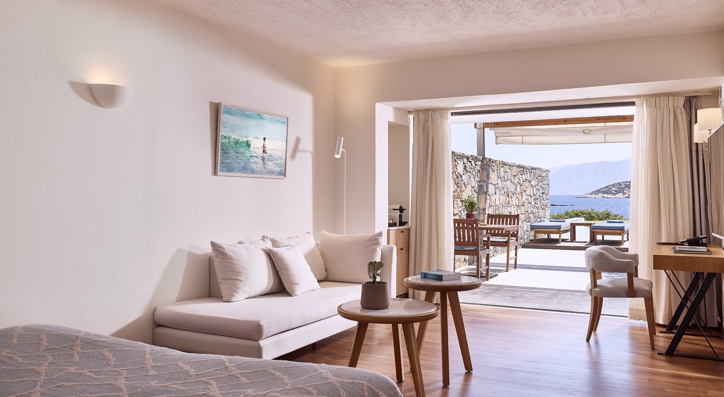 Classic Studio Private Pool Sea View - Living Area