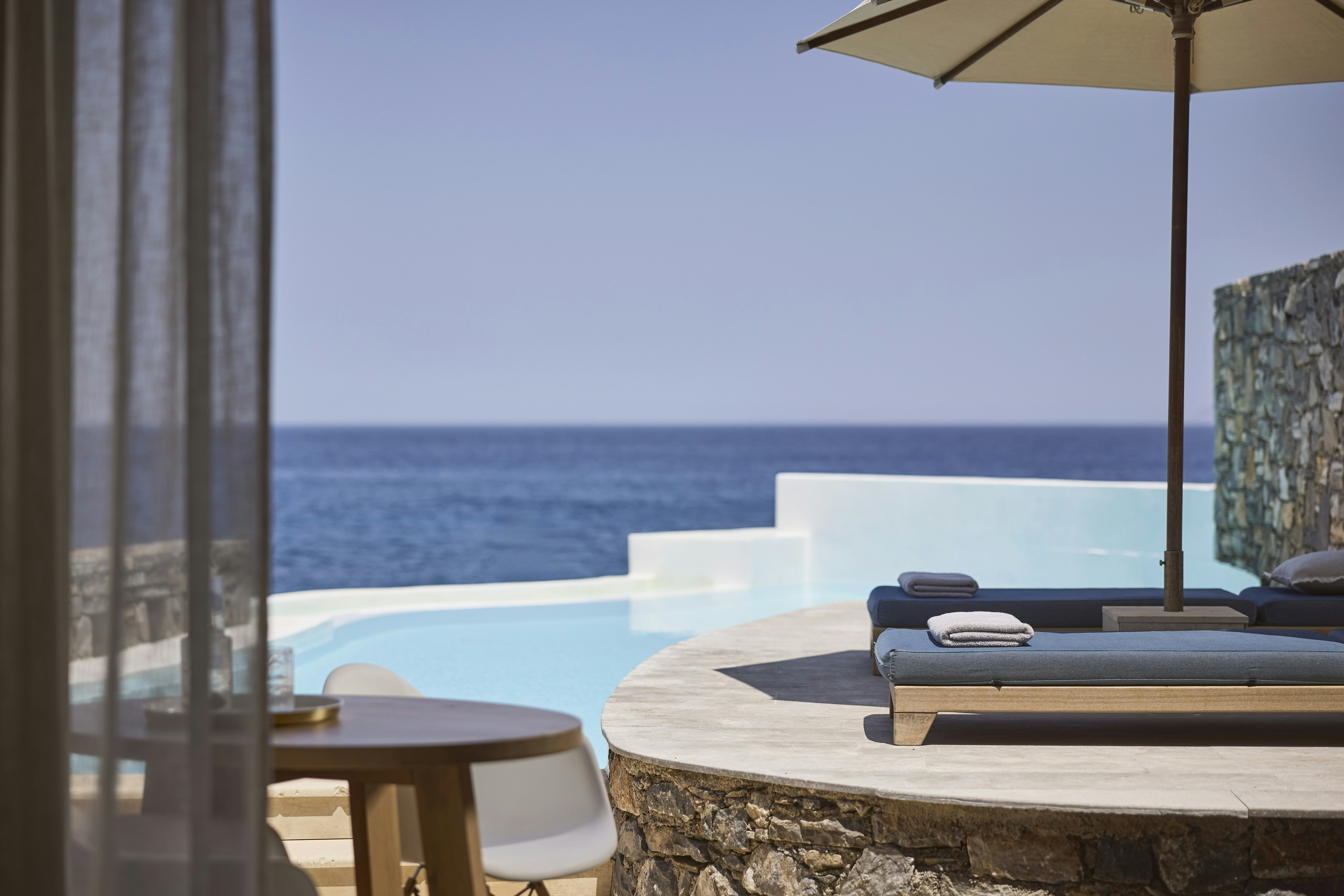 Club Studio Private Pool Seafront - Pool