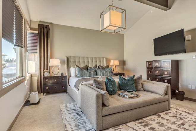 Premium Room - Bedroom