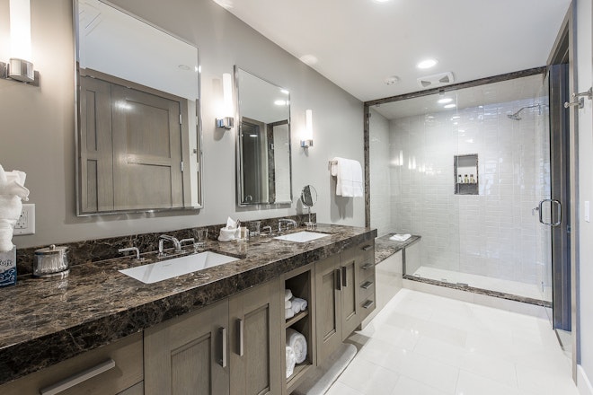 Platinum Two Bedroom - Bathroom