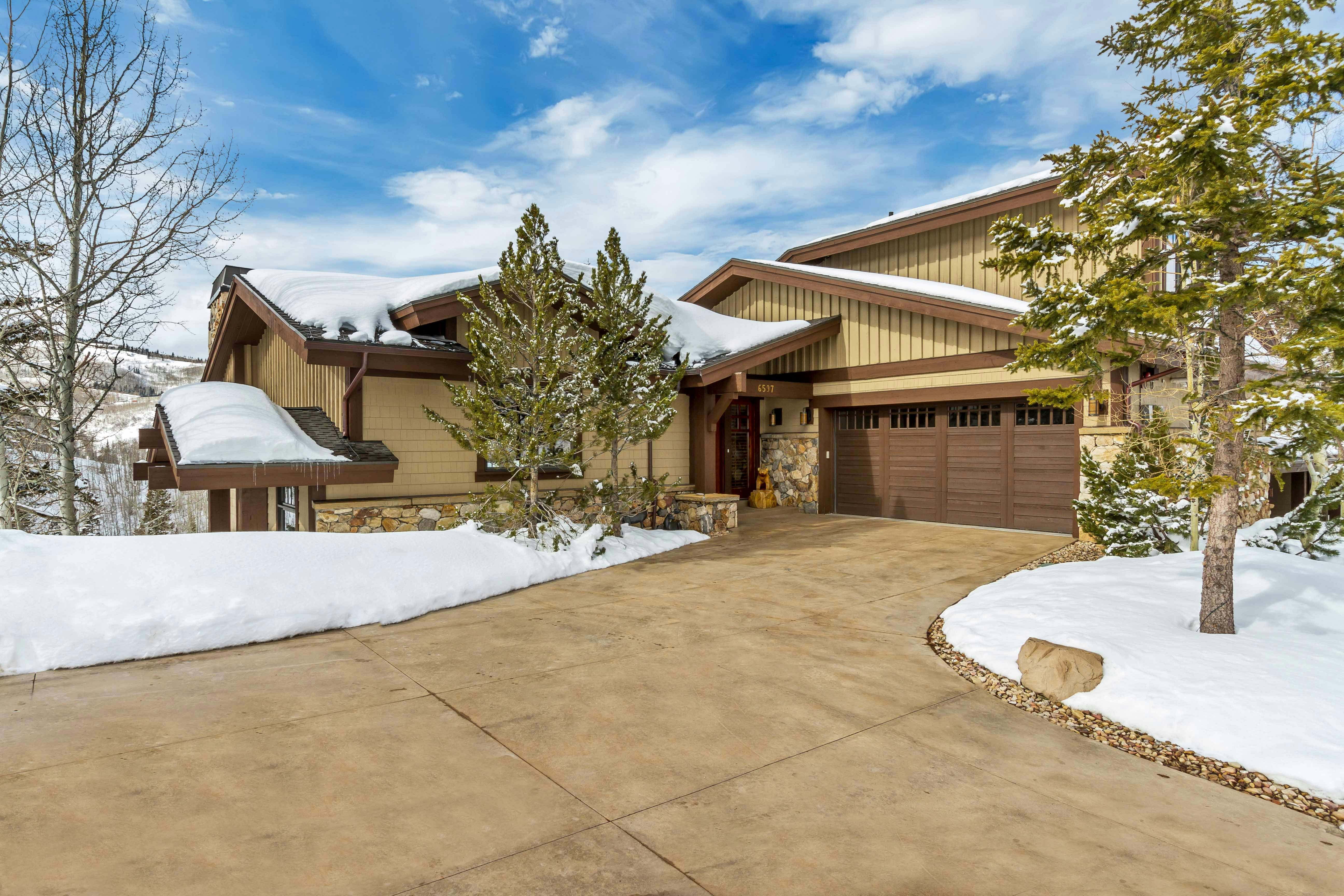 Lookout Home - Exterior