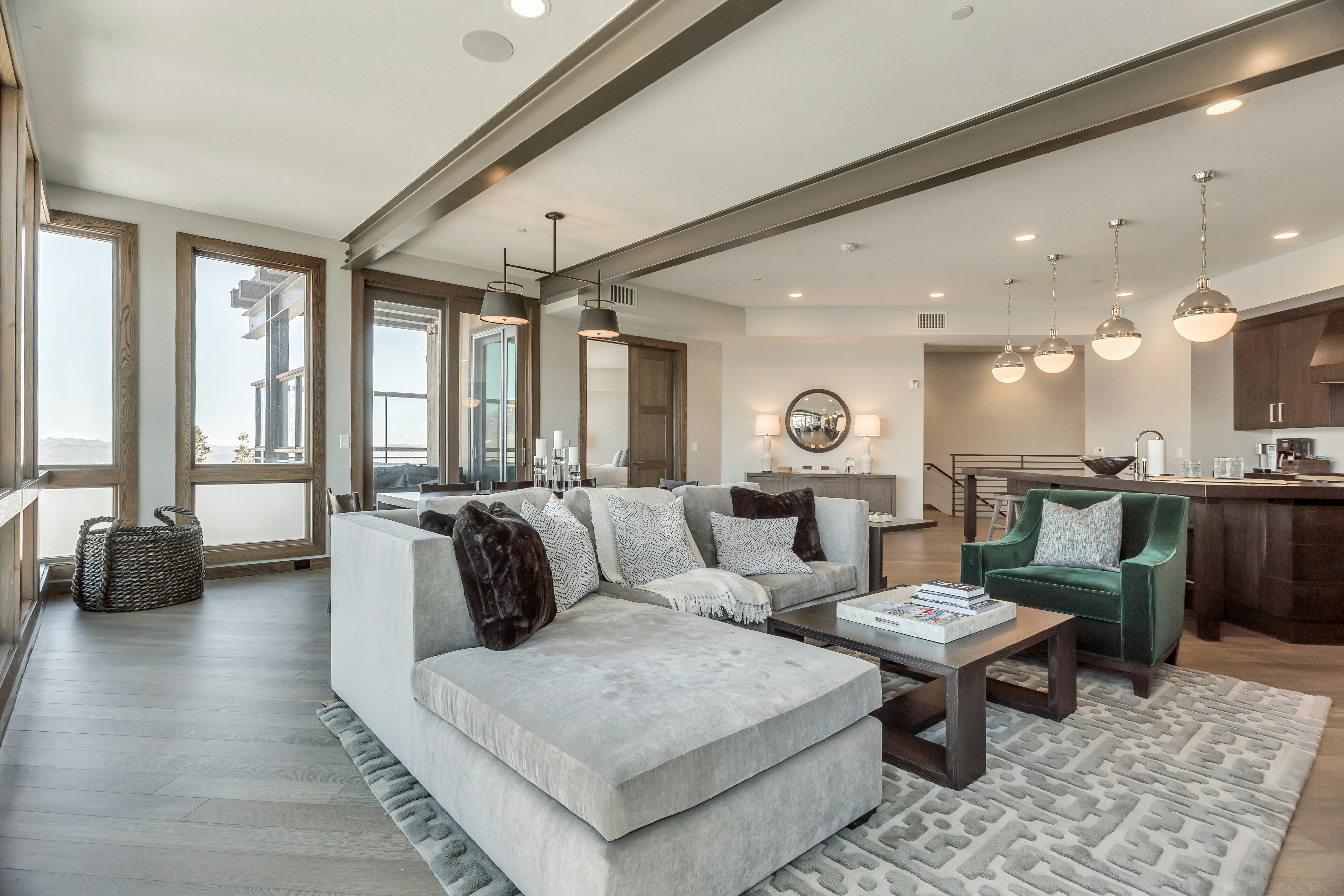 Premium Five Bedroom King Suite - Living Area