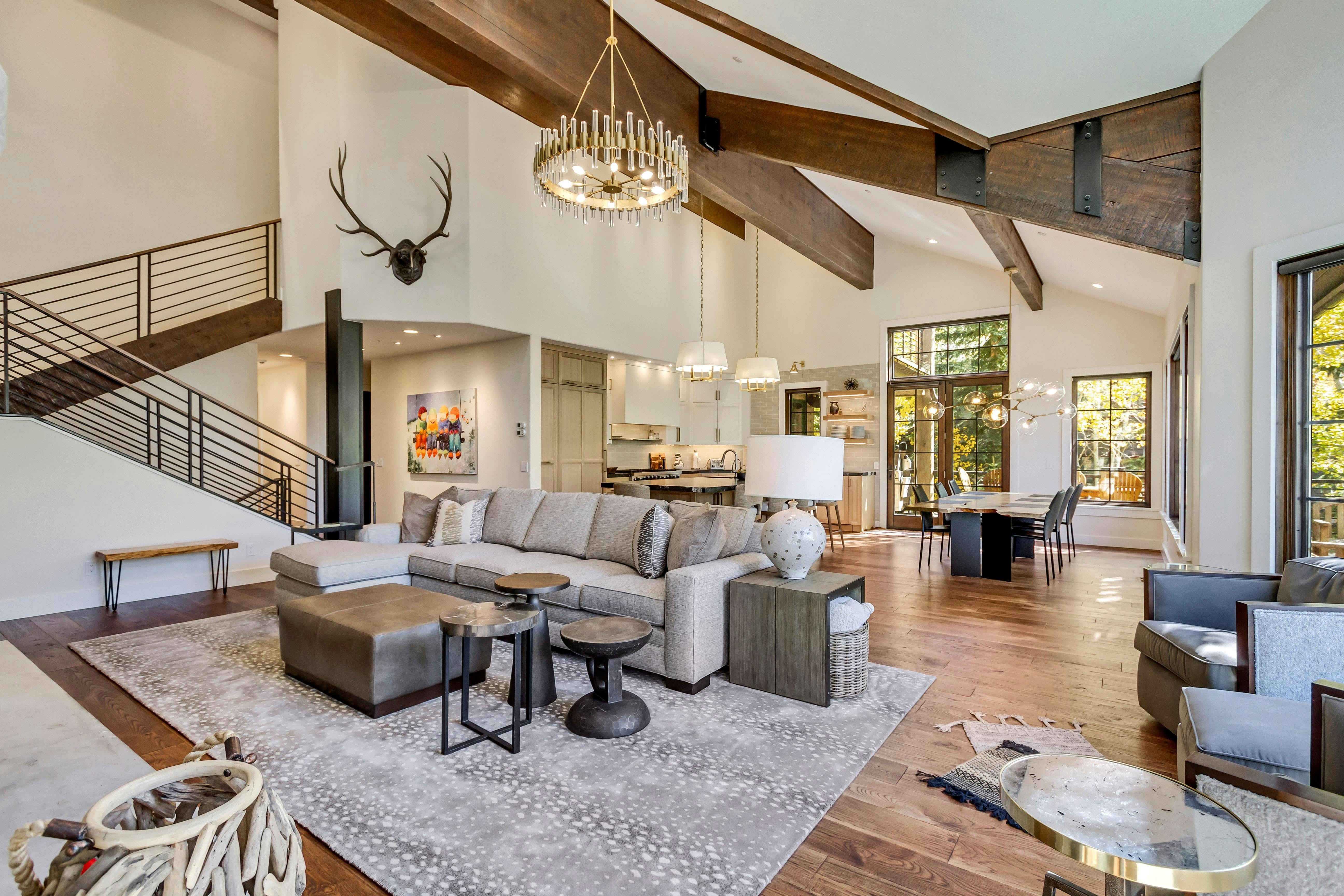 Bellemont 2 Home - Living Area