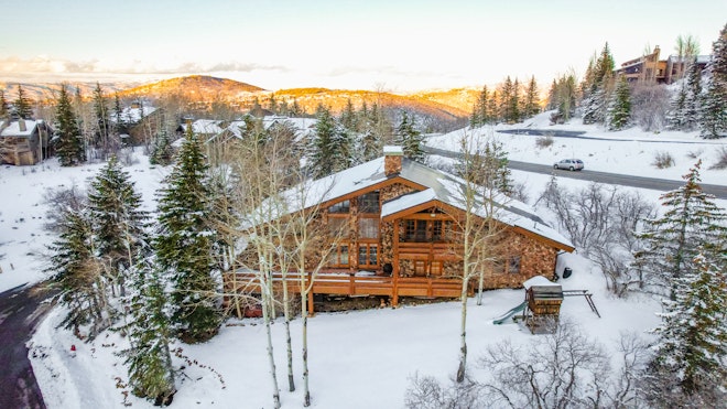 Golden Eagle Home - Exterior